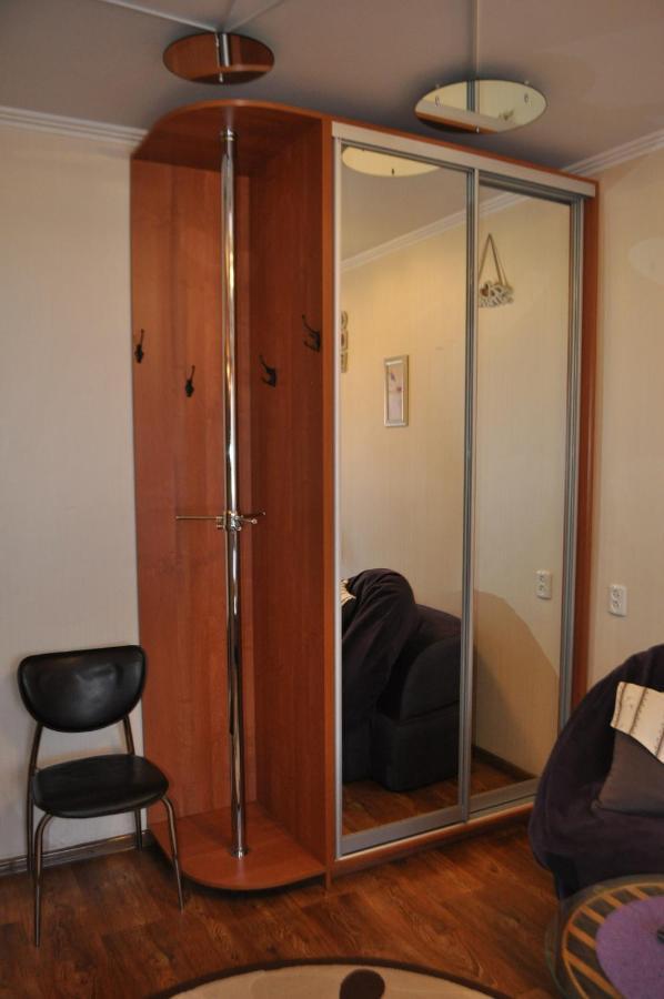 Cozy Apartments Near The Mcdonalds Kremenchuk Exterior photo